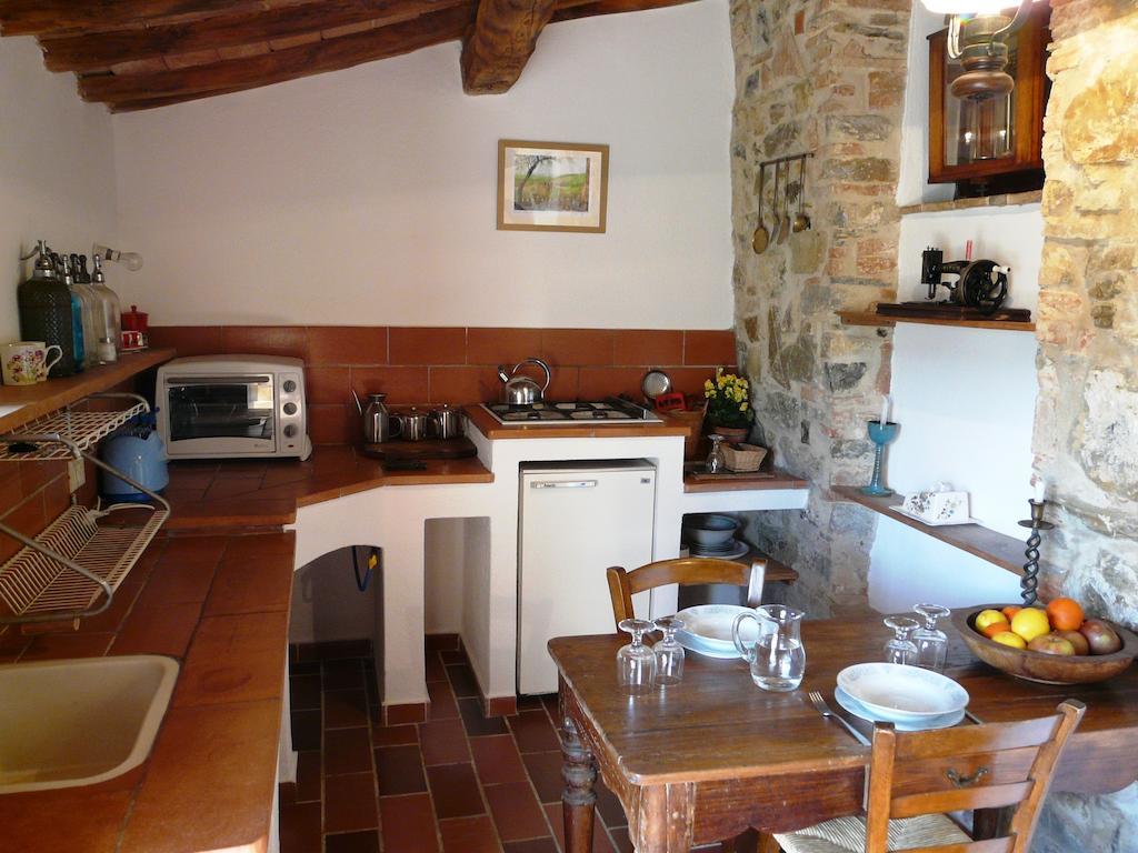 Podere Patrignone ξενώνας Castellina in Chianti Δωμάτιο φωτογραφία